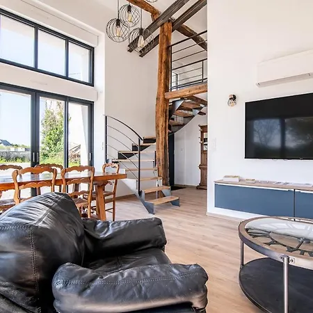 La Valliere, Maison Lumineuse Et Calme Pres Du Puydufou *